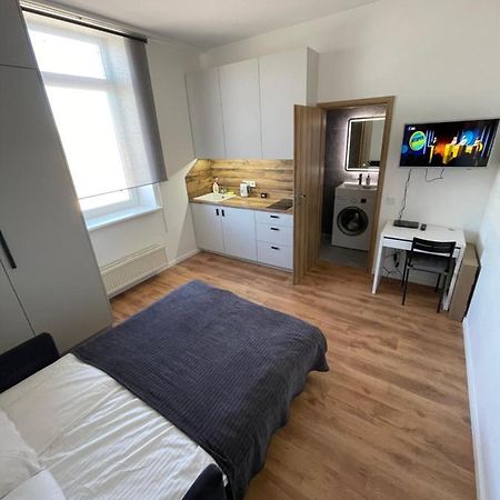 Airport Apartment 29 Self Check-In Free Parking VNO Eksteriør billede